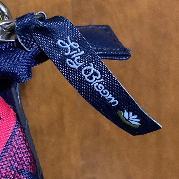 LILY BLOOM - In love with bright colors and patterns? This is for you… - Picture 10 of 10